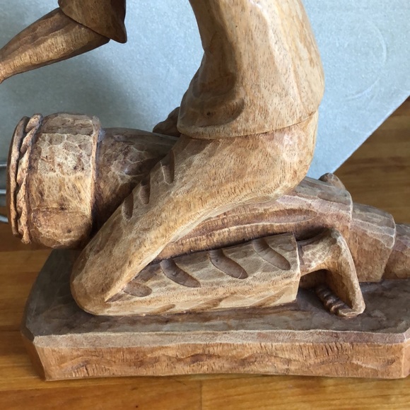 Vintage handmade,woodcarved,skillfully crafted by Laratte. - Picture 6 of 16